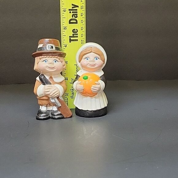 Thanksgiving Pilgrim Couple,Horn Of Plenty, Hand Painted Ceramic Vintage (1) - Picture 2 of 12